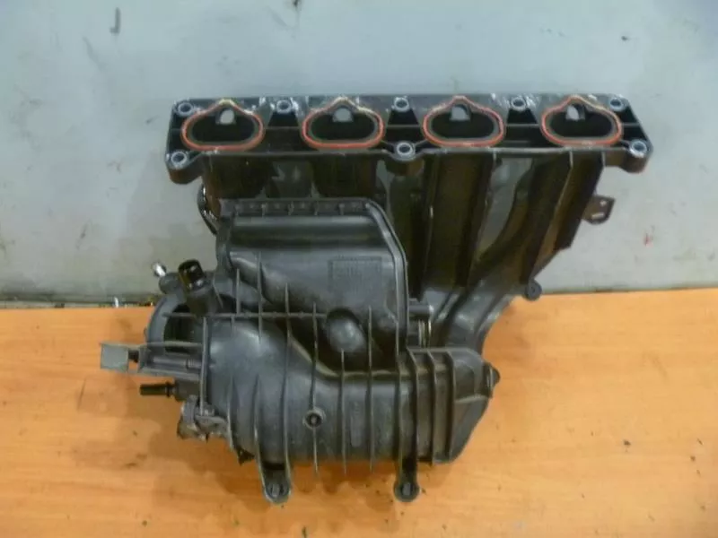 Впускной коллектор ST300696