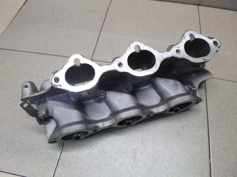 Впускной коллектор ST300100