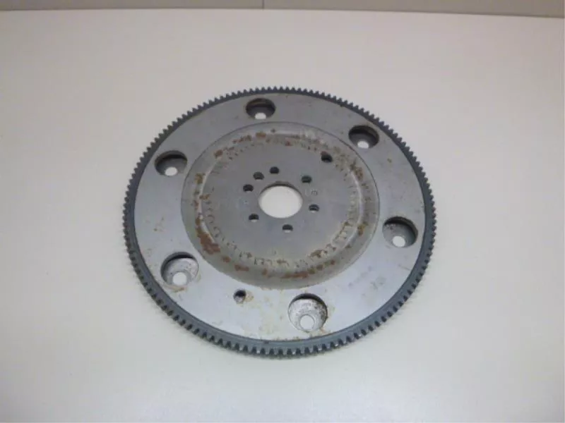 Маховик двигателя BS267125