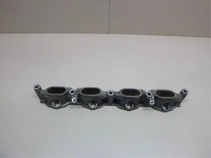 Впускной коллектор ST298138 Впускной коллектор ST298138