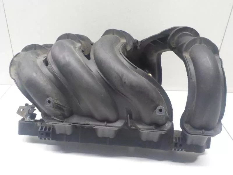 Впускной коллектор ST302658 Впускной коллектор ST302658