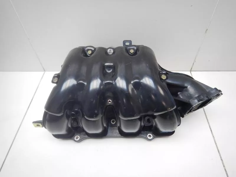 Впускной коллектор ST302422 Впускной коллектор ST302422