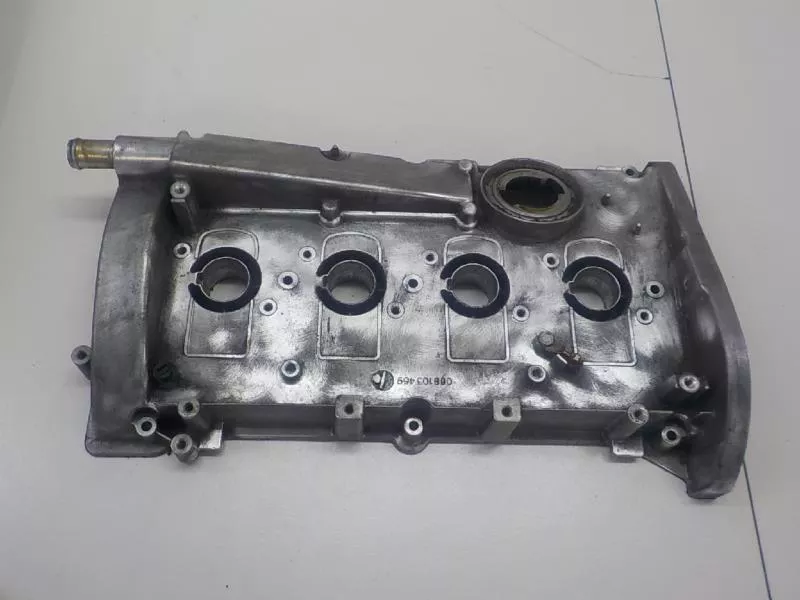 Клапанная крышка ГБЦ BS69245