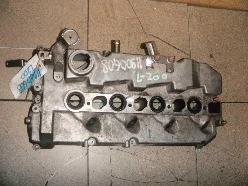 Клапанная крышка ГБЦ BS69726 Клапанная крышка ГБЦ BS69726