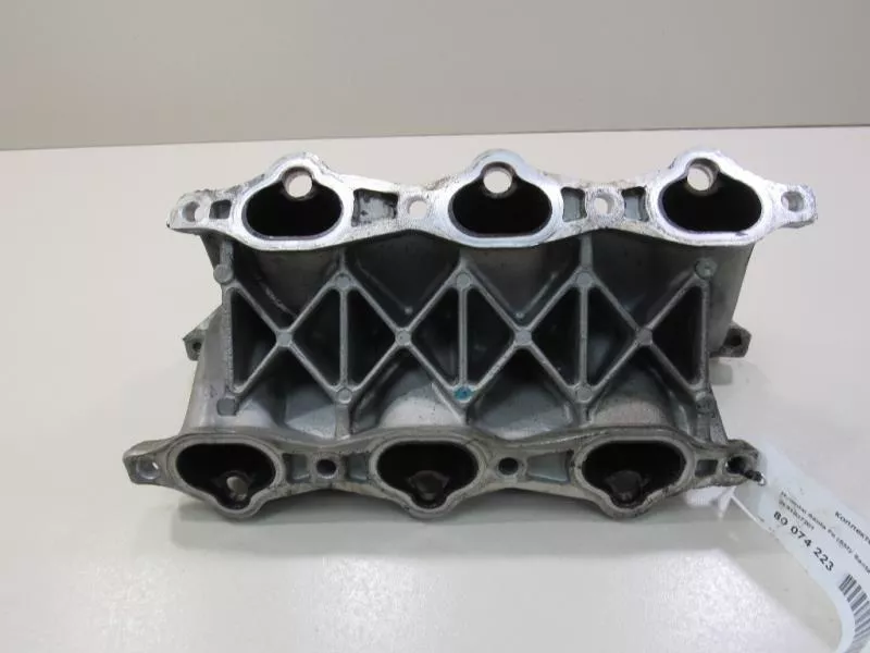 Впускной коллектор ST299674 Впускной коллектор ST299674