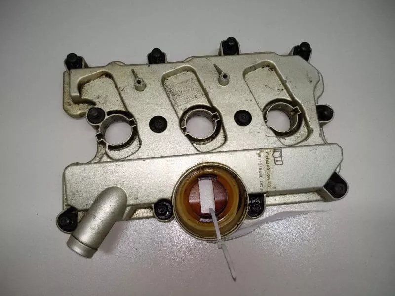 Клапанная крышка ГБЦ BS69712