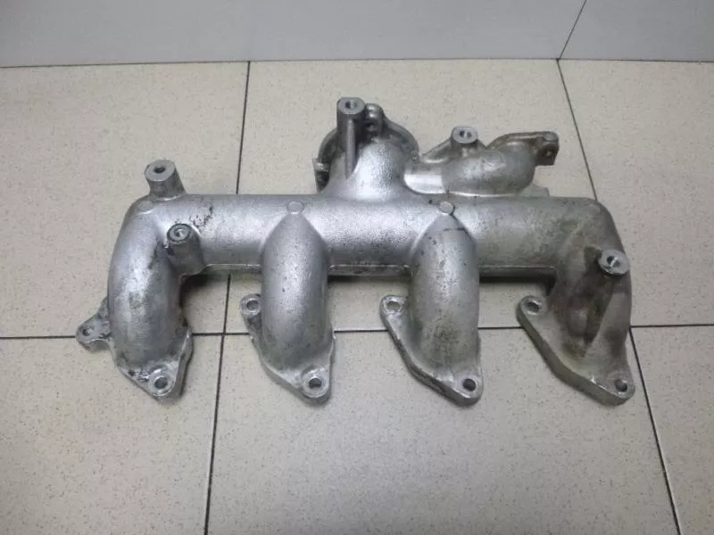 Впускной коллектор ST300148 Впускной коллектор ST300148