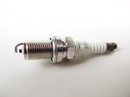Свеча зажигания MAZDA BS279969