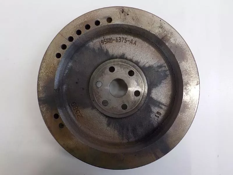 Маховик двигателя BS267371