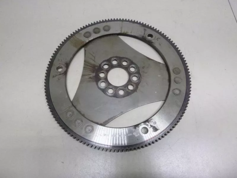 Маховик двигателя BS264514