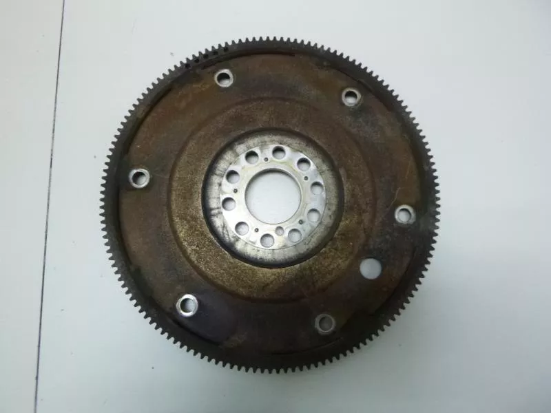 Маховик двигателя BS265084