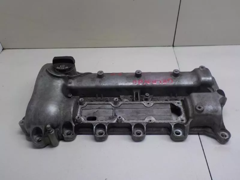 Клапанная крышка ГБЦ BS69819 Клапанная крышка ГБЦ BS69819