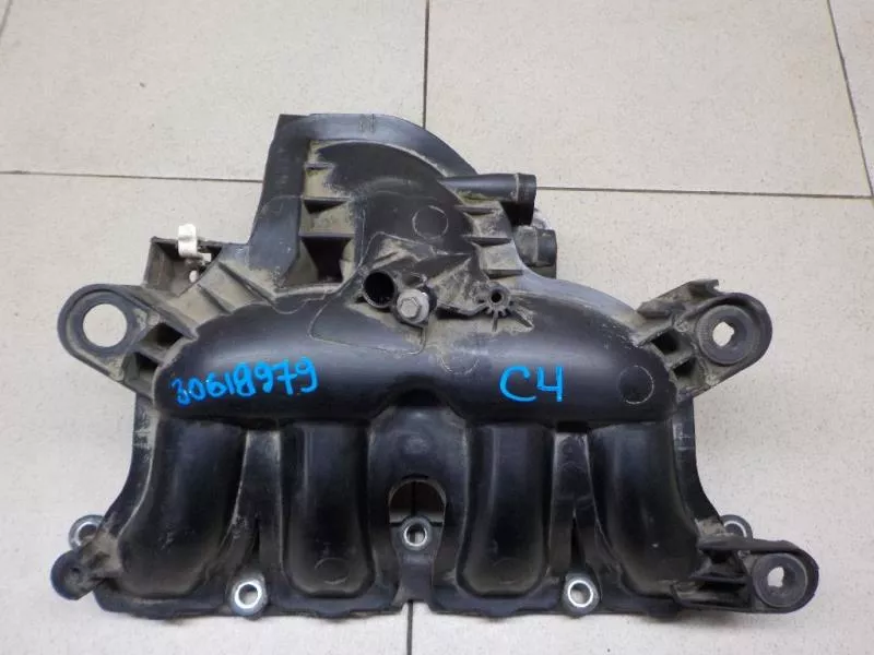 Впускной коллектор ST299243