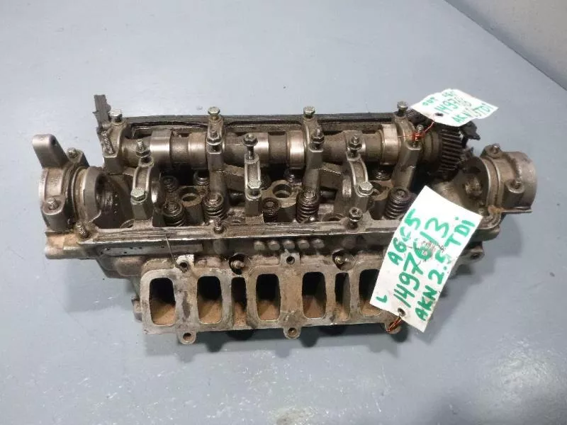 ГБЦ (головка блока цилиндров) ST293928 ГБЦ (головка блока цилиндров) ST293928