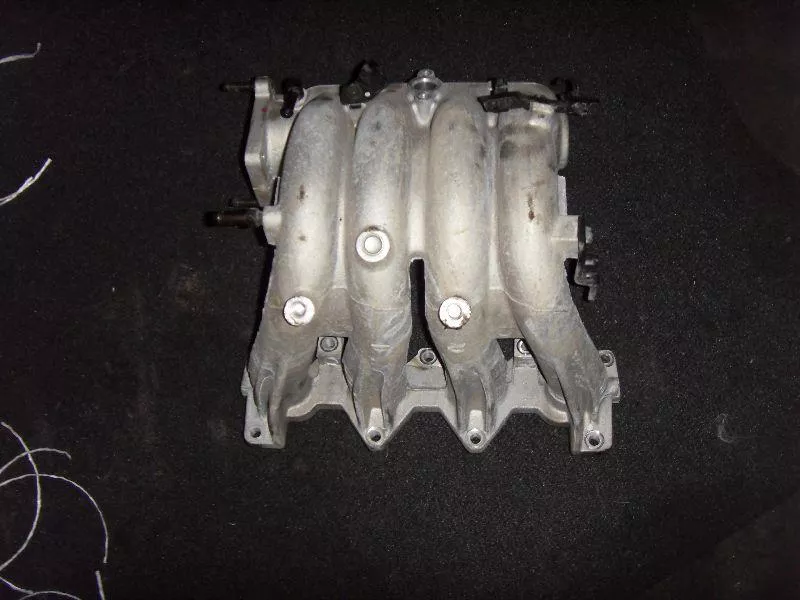 Впускной коллектор ST302087 Впускной коллектор ST302087