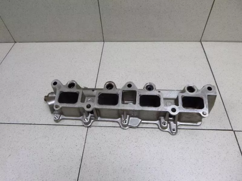 Впускной коллектор ST299300 Впускной коллектор ST299300