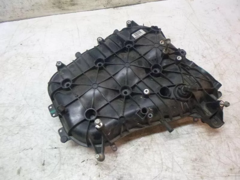 Впускной коллектор ST303040