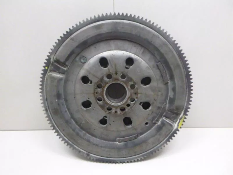 Маховик двигателя BS267458