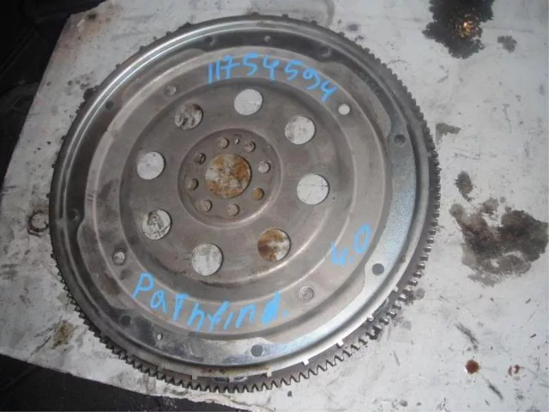 Маховик двигателя BS267372