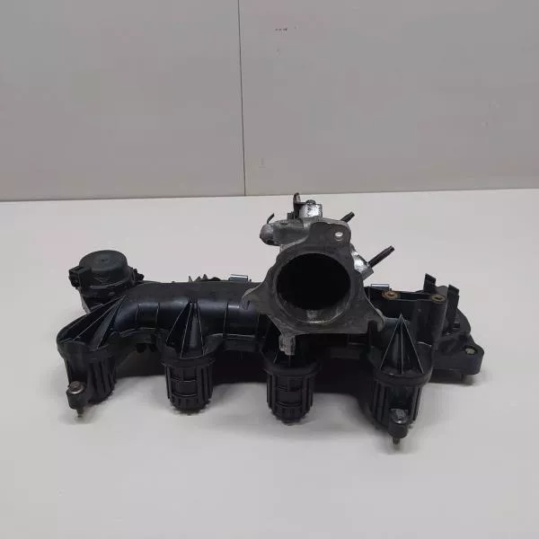 Впускной коллектор ST302635