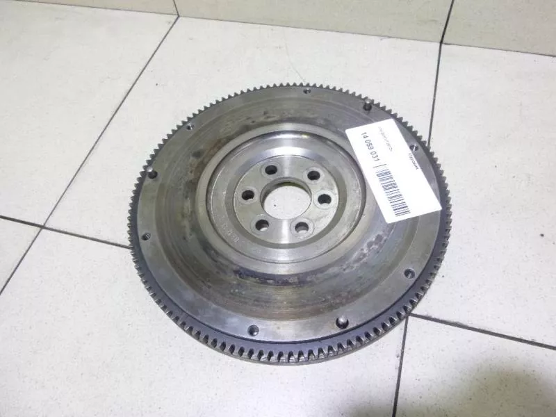 Маховик двигателя BS267204