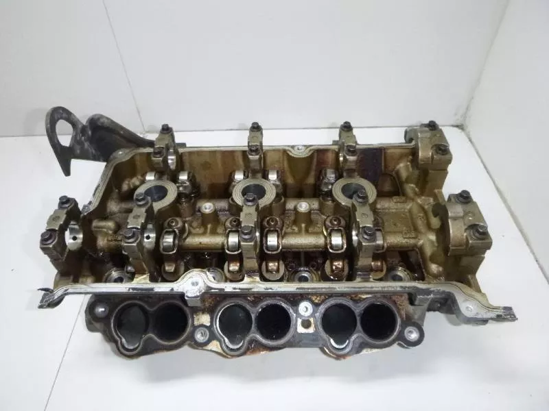 ГБЦ (головка блока цилиндров) ST294235 ГБЦ (головка блока цилиндров) ST294235