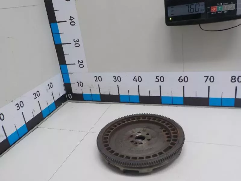 Маховик двигателя BS263469