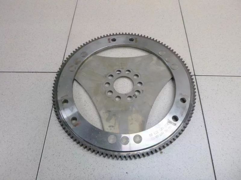 Маховик двигателя BS266497