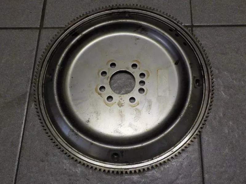 Маховик двигателя BS266330