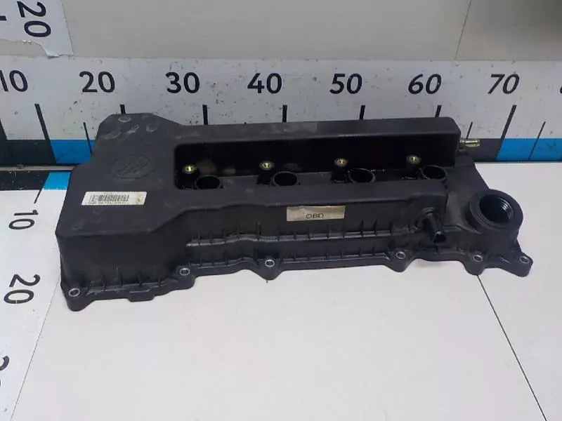 Клапанная крышка ГБЦ BS69734