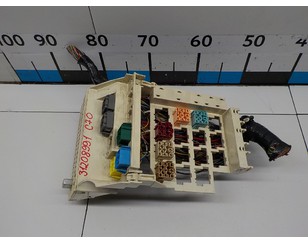 Блок предохранителей BS185048 Блок предохранителей BS185048