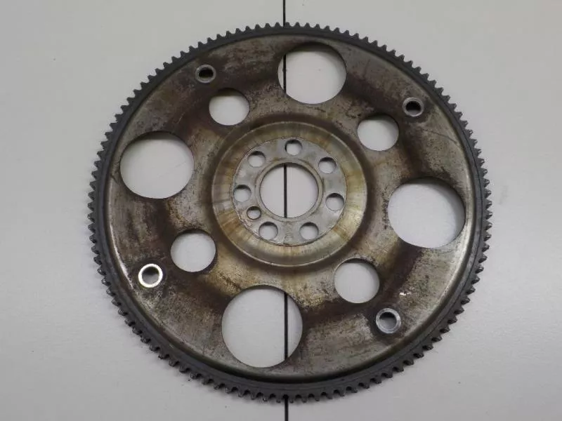 Маховик двигателя BS267040