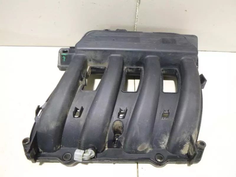 Впускной коллектор ST301427 Впускной коллектор ST301427