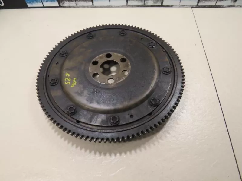 Маховик двигателя BS264769