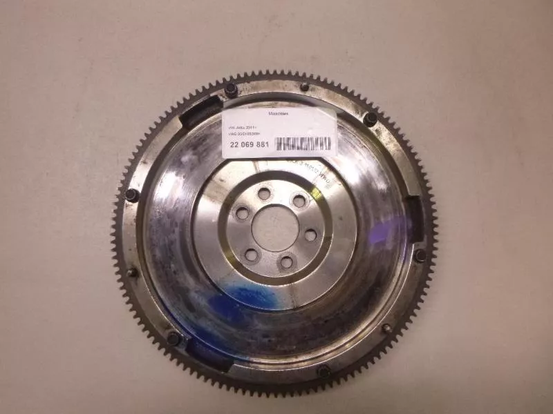 Маховик двигателя BS266274