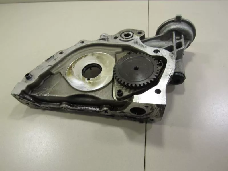 Масляный насос BS253095