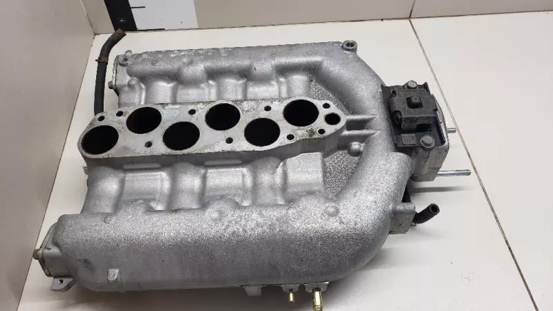 Впускной коллектор ST301926 Впускной коллектор ST301926