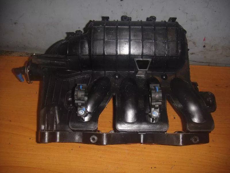 Впускной коллектор ST301278 Впускной коллектор ST301278