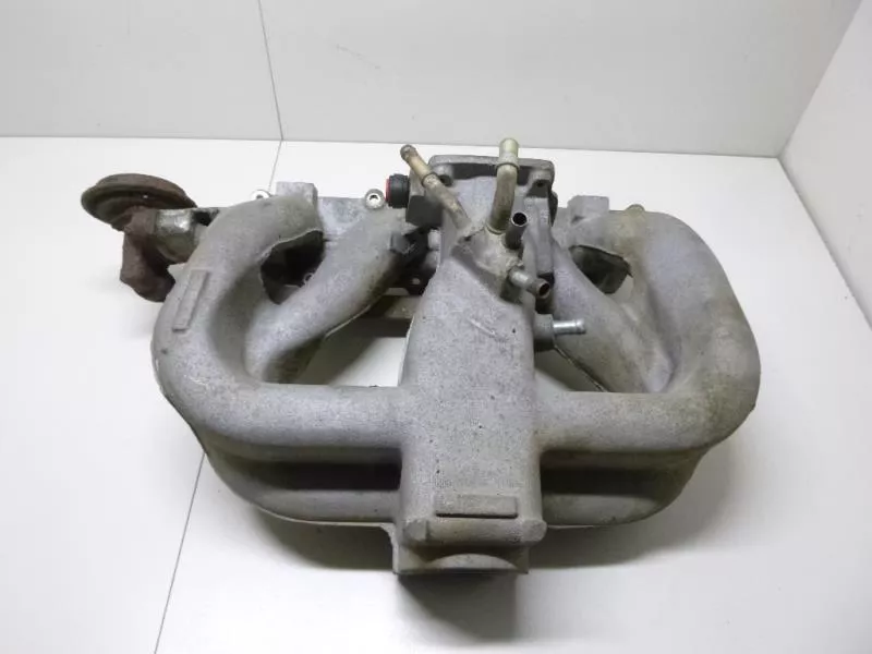 Впускной коллектор ST297986 Впускной коллектор ST297986