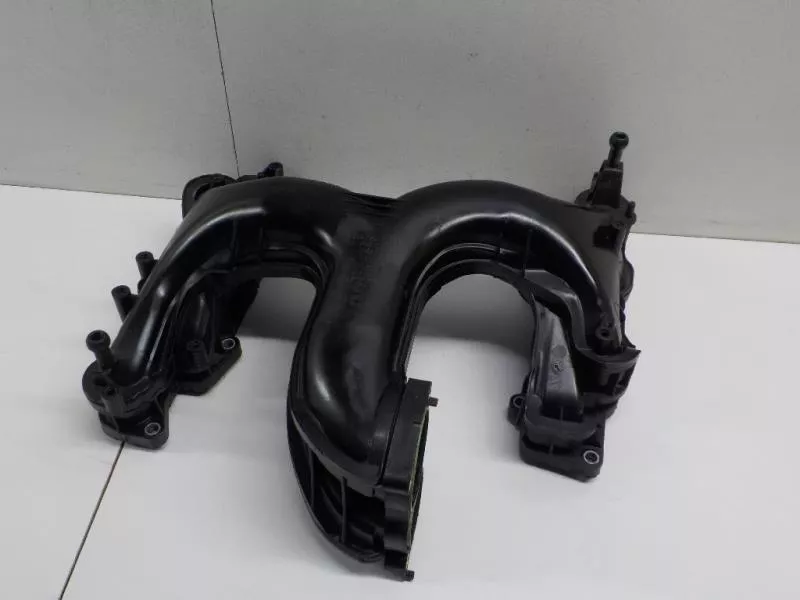 Впускной коллектор ST301607 Впускной коллектор ST301607