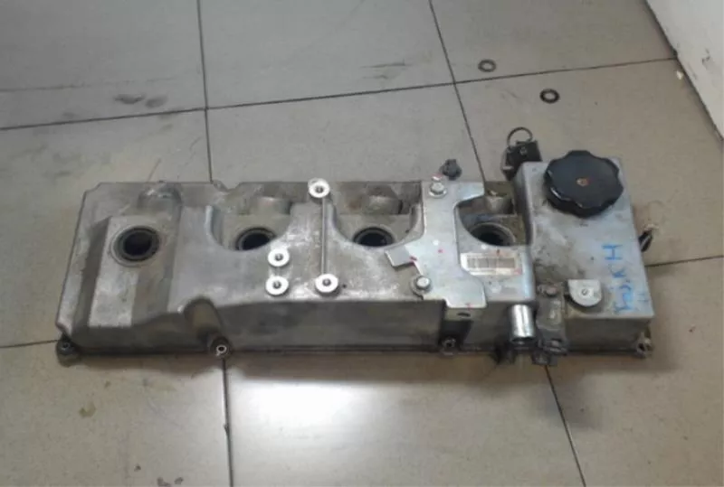 Клапанная крышка ГБЦ BS69674