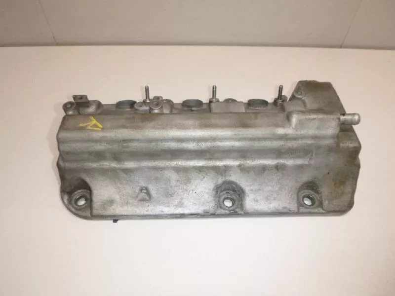 Клапанная крышка ГБЦ BS68699 Клапанная крышка ГБЦ BS68699