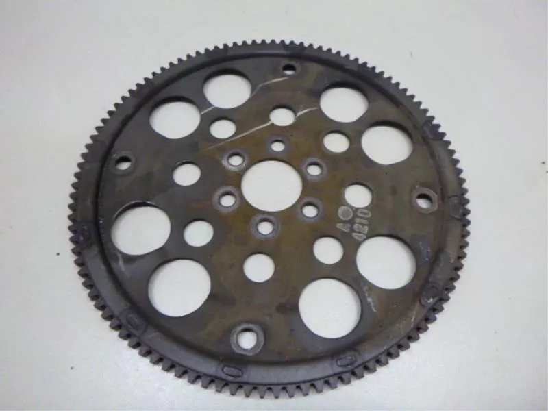 Маховик двигателя BS266689