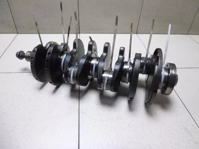 Коленвал BS249087 Коленвал BS249087