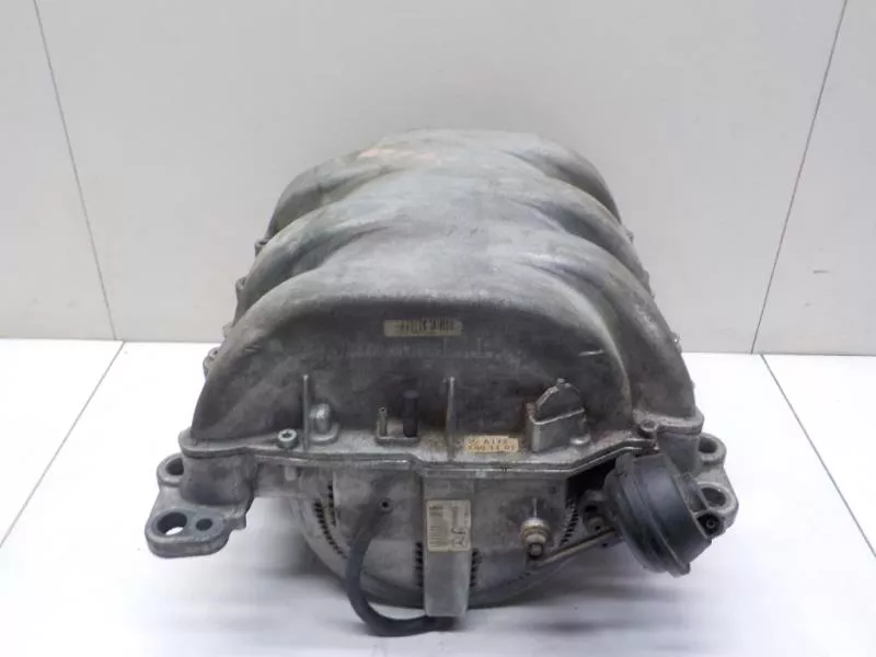 Впускной коллектор ST302279 Впускной коллектор ST302279