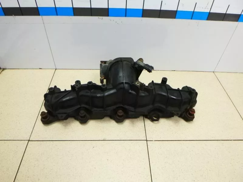 Впускной коллектор ST302876