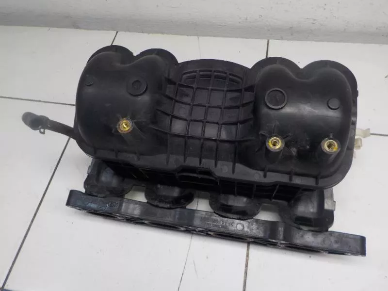 Впускной коллектор ST299494 Впускной коллектор ST299494