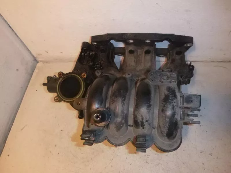 Впускной коллектор ST301277