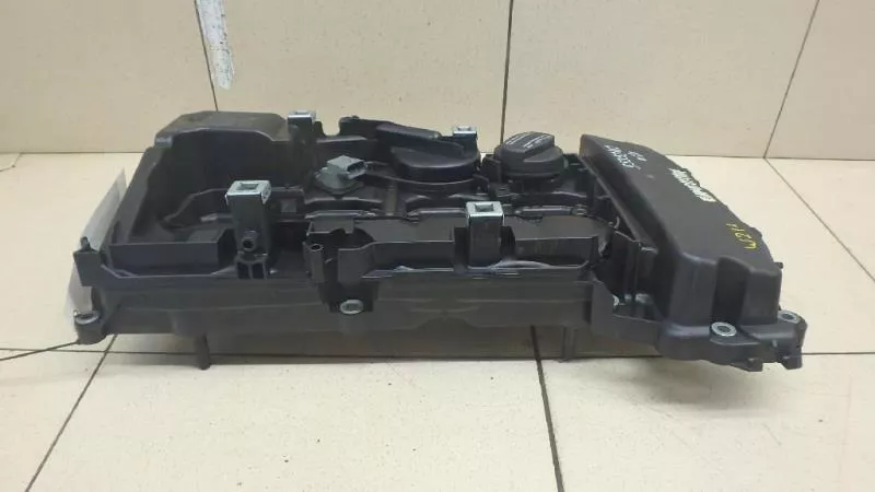 Клапанная крышка ГБЦ BS70241 Клапанная крышка ГБЦ BS70241