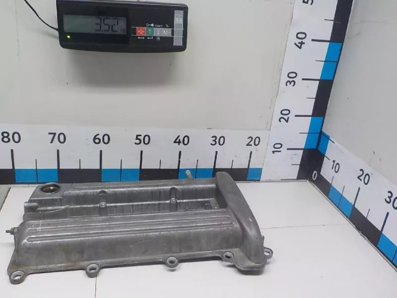 Клапанная крышка ГБЦ BS69687